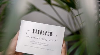 laminace obočí doma